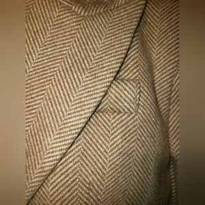 NWT. Anifa chevron bias cut tailored finished fitted cream Tan belt pockets coat
